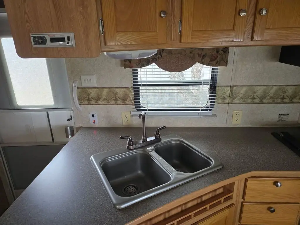2010 Sunnybrook Brookside Travel Trailer