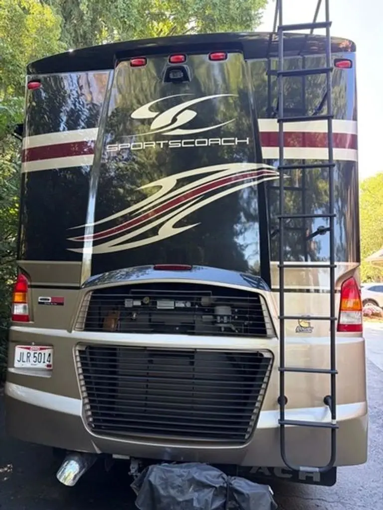 2011 Coachmen Sportscoach Class A Motorhome