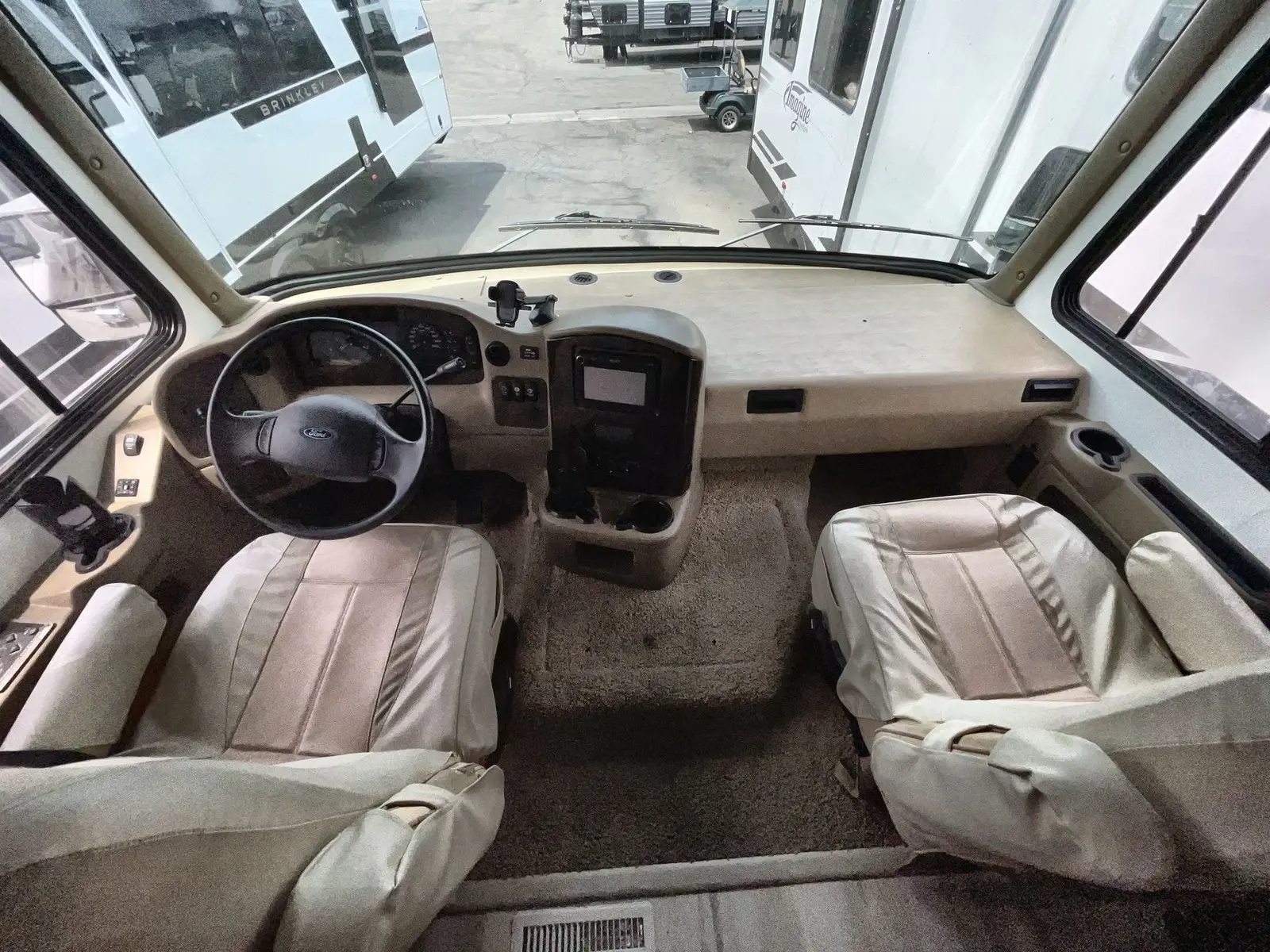 2011 Thor Motor Coach Challenger