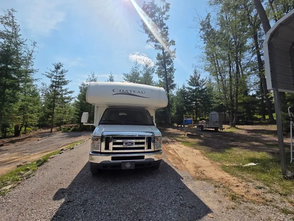 2013 Thor Motor Coach Chateau Class C Motorhome