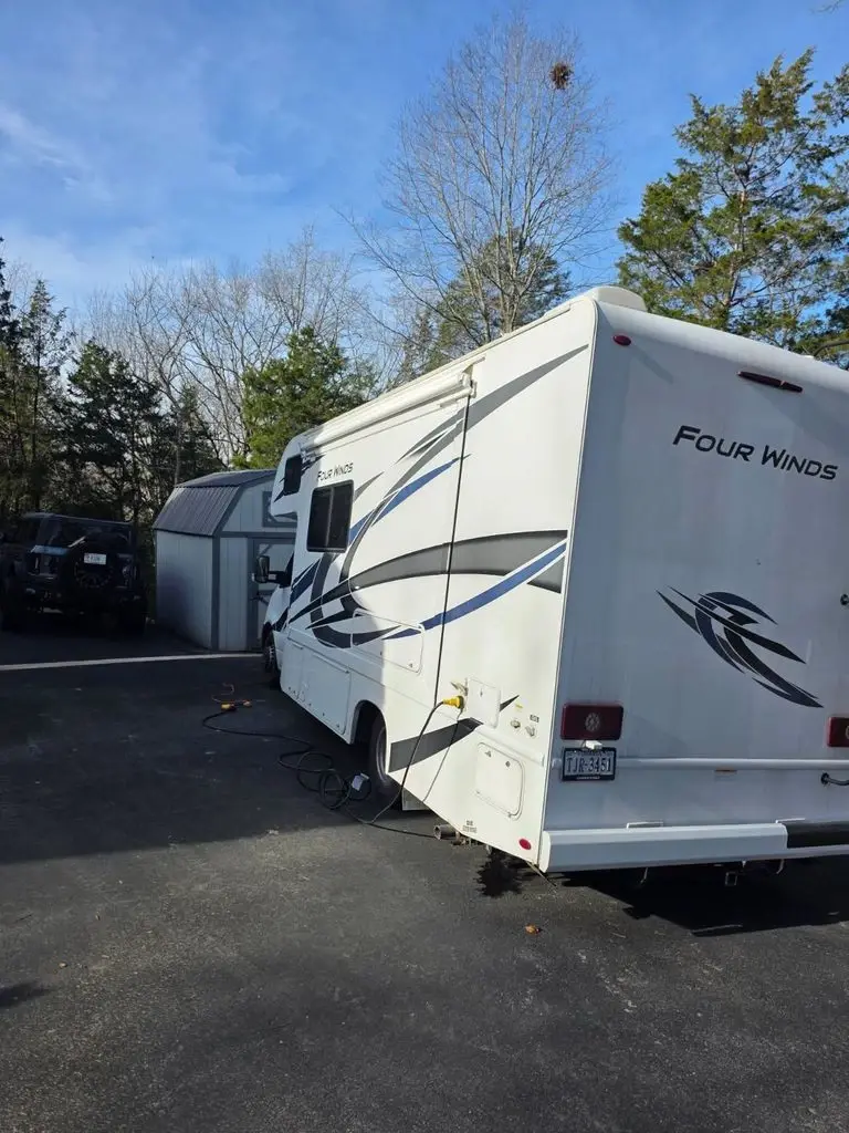 2013 Thor Motor Coach Four Winds Sprinter Class C Motorhome