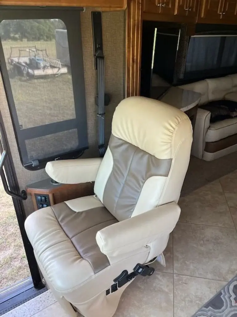 2015 Thor Motor Coach Tuscany Class A Motorhome