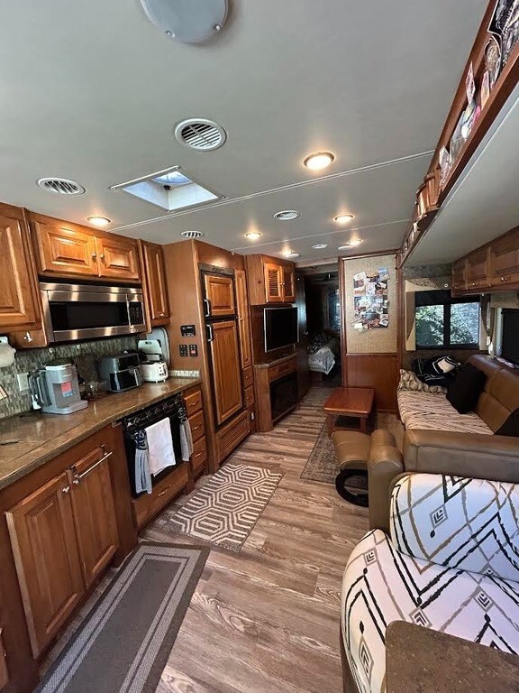 2015 Tiffin Motorhomes Allegro Motorized Class A