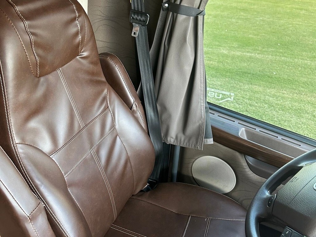 2016 Haulmark Edge Toterhome