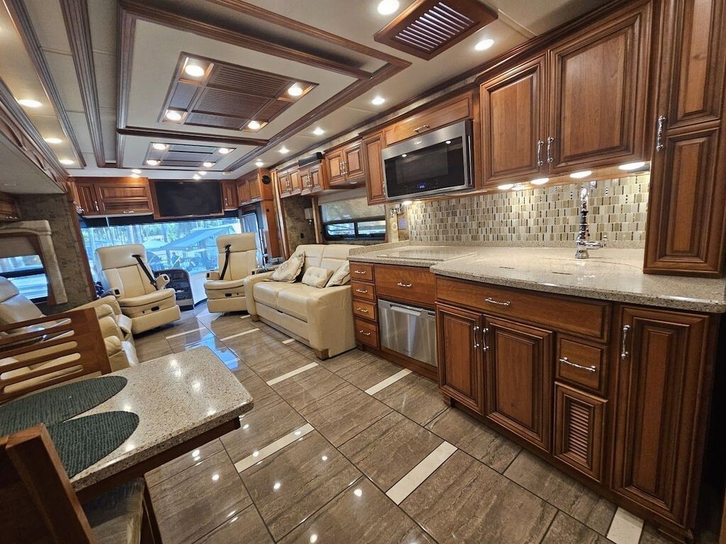 2016 Newmar Mountain Aire Class A Motorhome