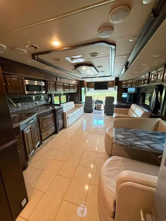 2016 Tiffin Motorhomes Phaeton Motorized Class A