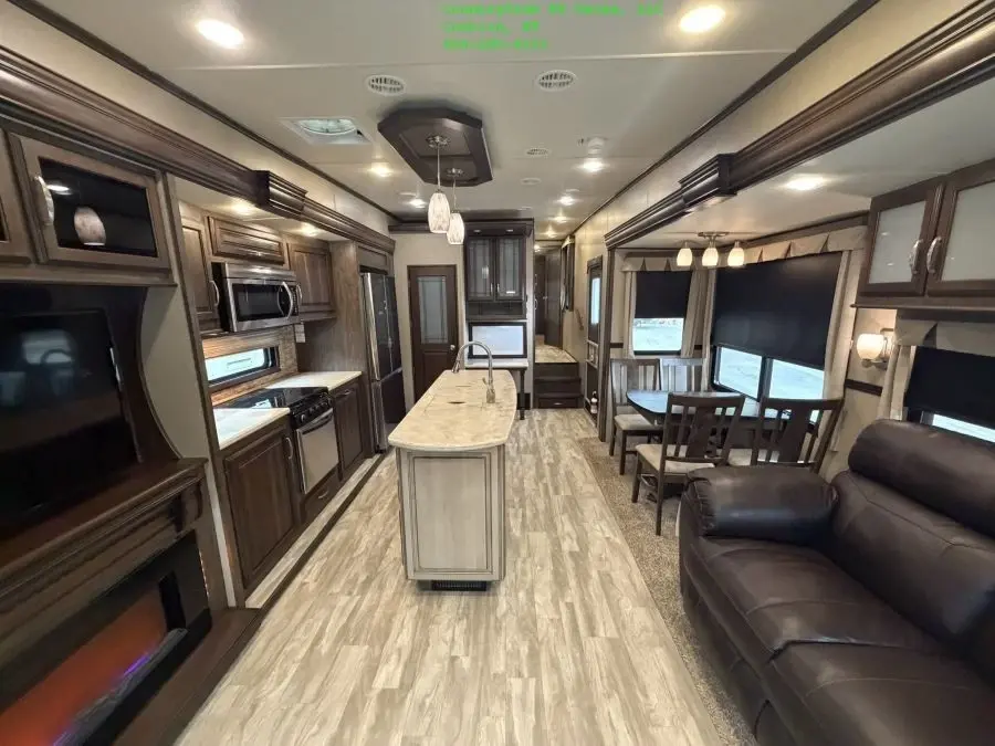 2017 Grand Design Solitude 384GK Fifth Wheel