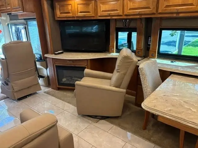 2017 Tiffin Motorhomes Phaeton Motorized Class A