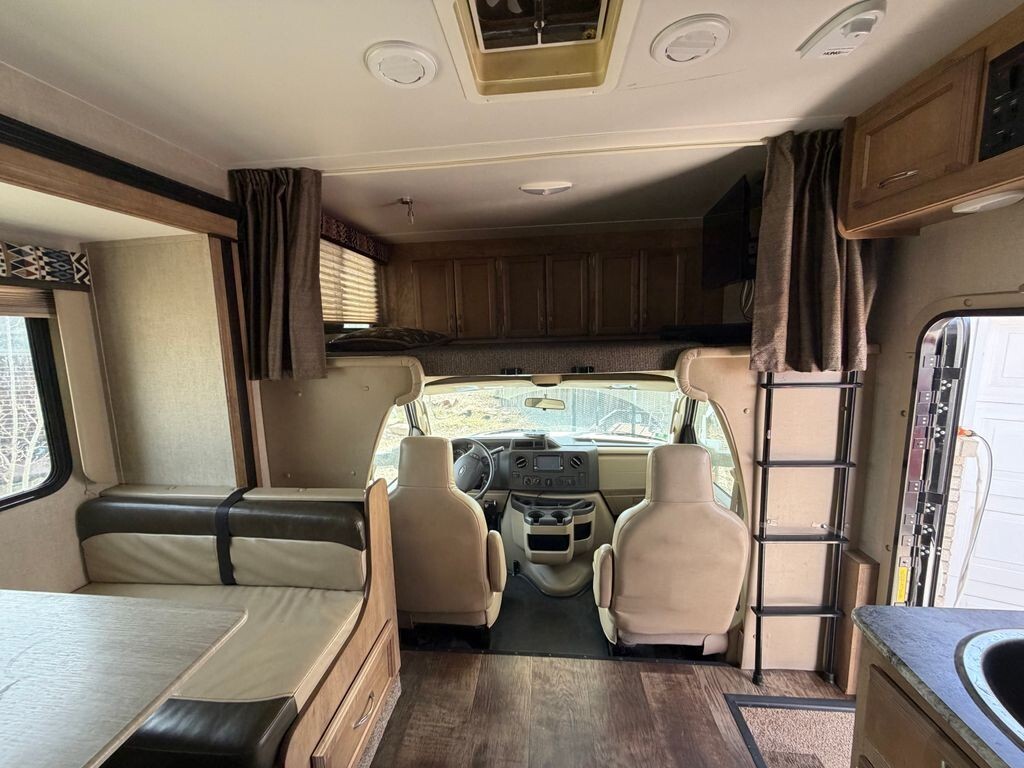 2018 Gulf Stream Conquest Class C Motorhome
