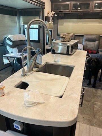 2018 Jayco North Point Fifth Wheel