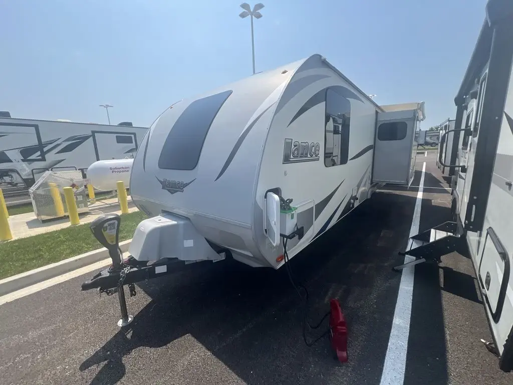 2018 Lance Lance Travel Trailer