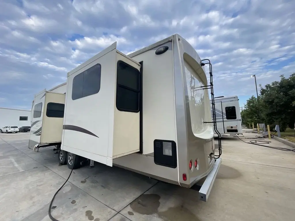 2018 Palomino COLUMBUS