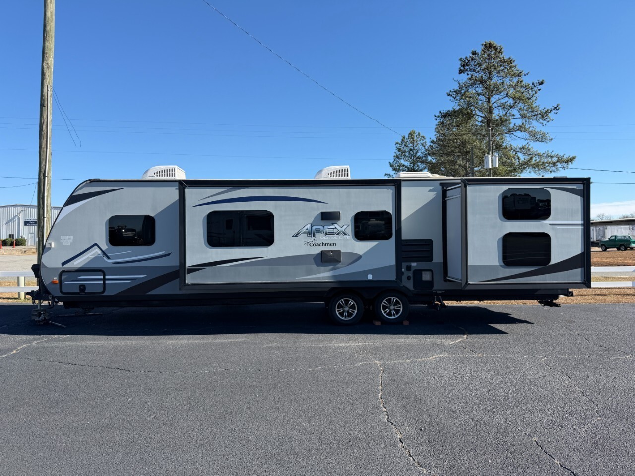 2020 Coachmen APEX ULTRA-LITE
