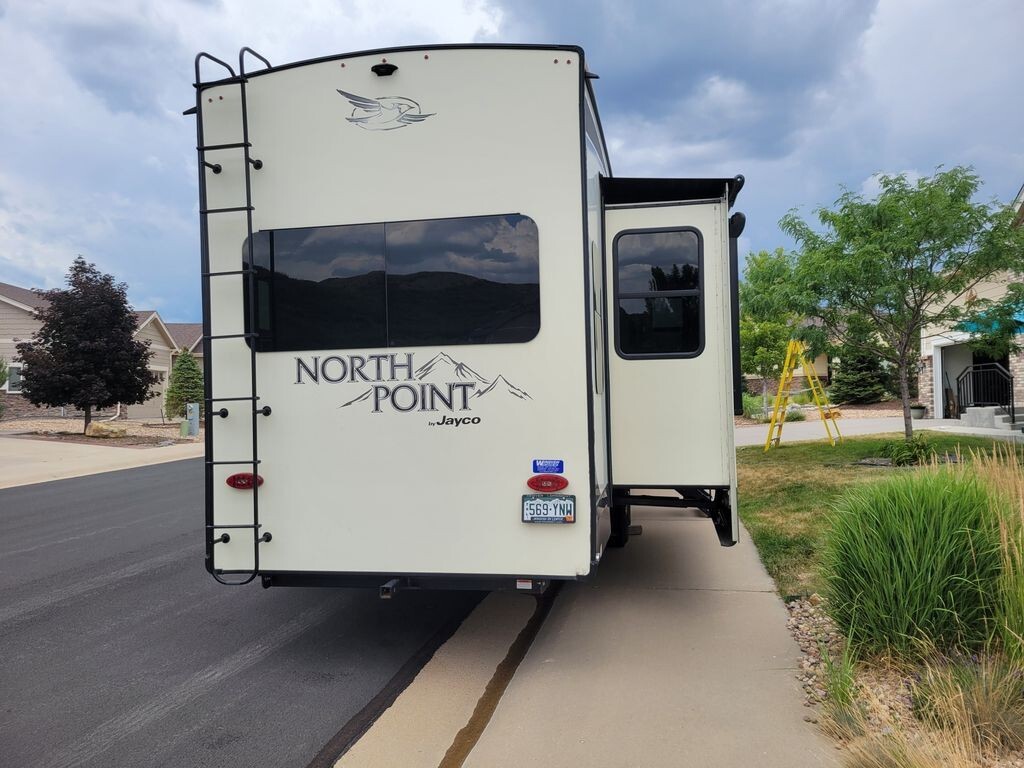 2020 Jayco North Point Fifth Wheel