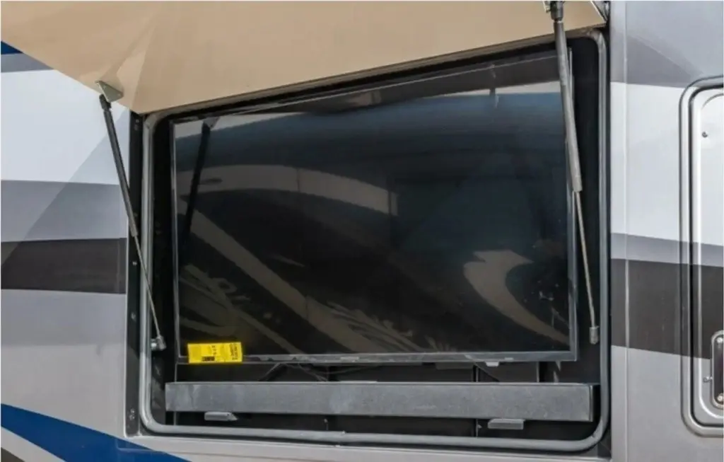 2020 Thor Motor Coach Palazzo Motorized Class A
