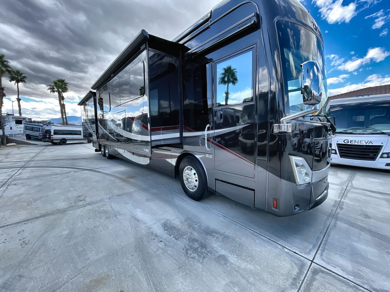 2020 Thor Motor Coach Tuscany