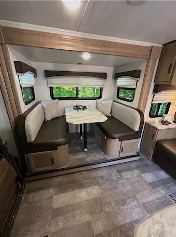 2020 Winnebago Minnie Travel Trailer