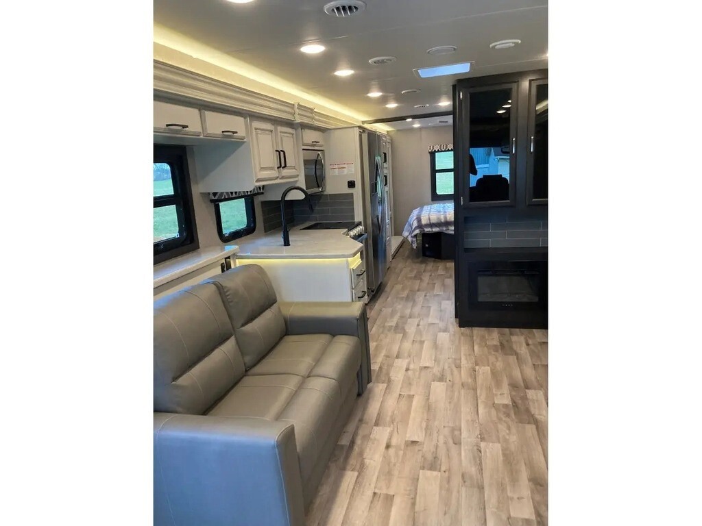 2021 Jayco Precept Motorized Class A