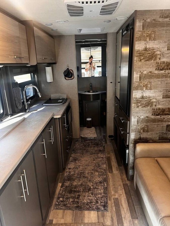 2021 Thor Motor Coach Gemini RUV Motorized Class C