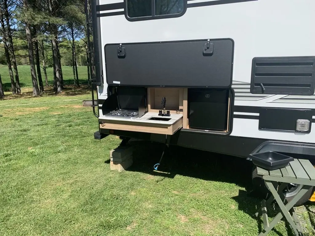 2021 Winnebago Minnie Travel Trailer