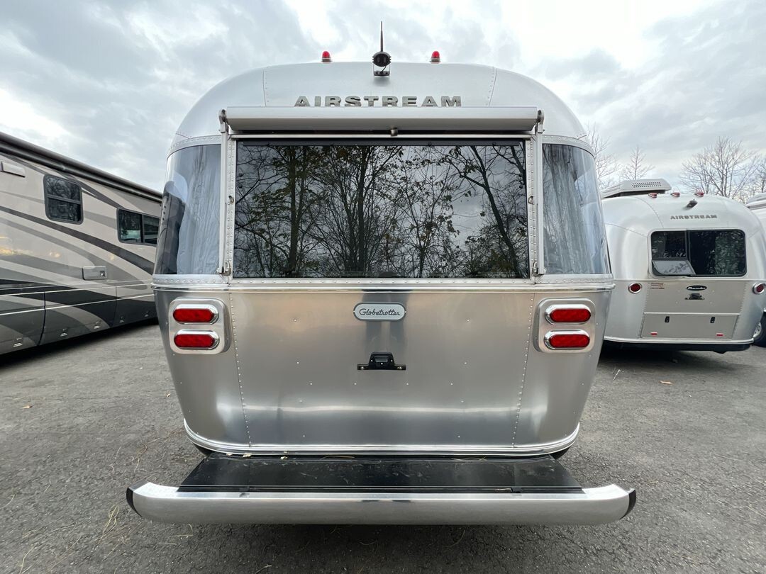 2022 Airstream Globetrotter