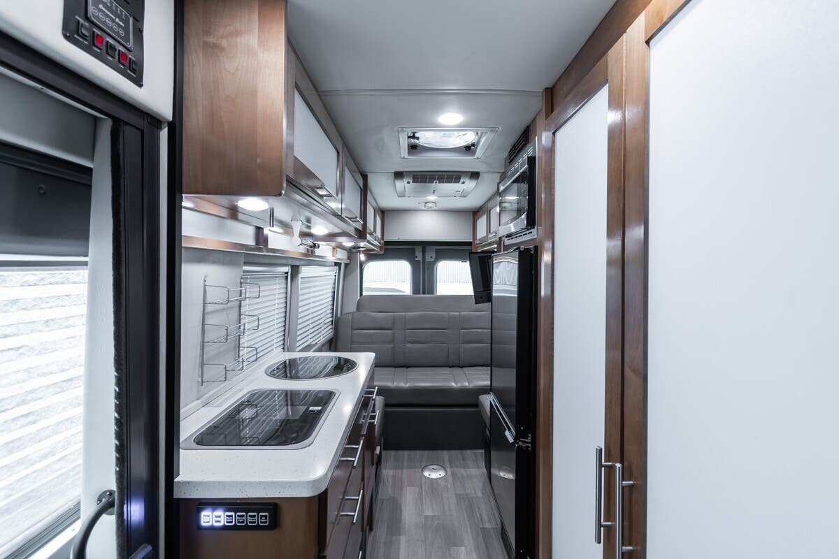 2022 Coachmen Beyond