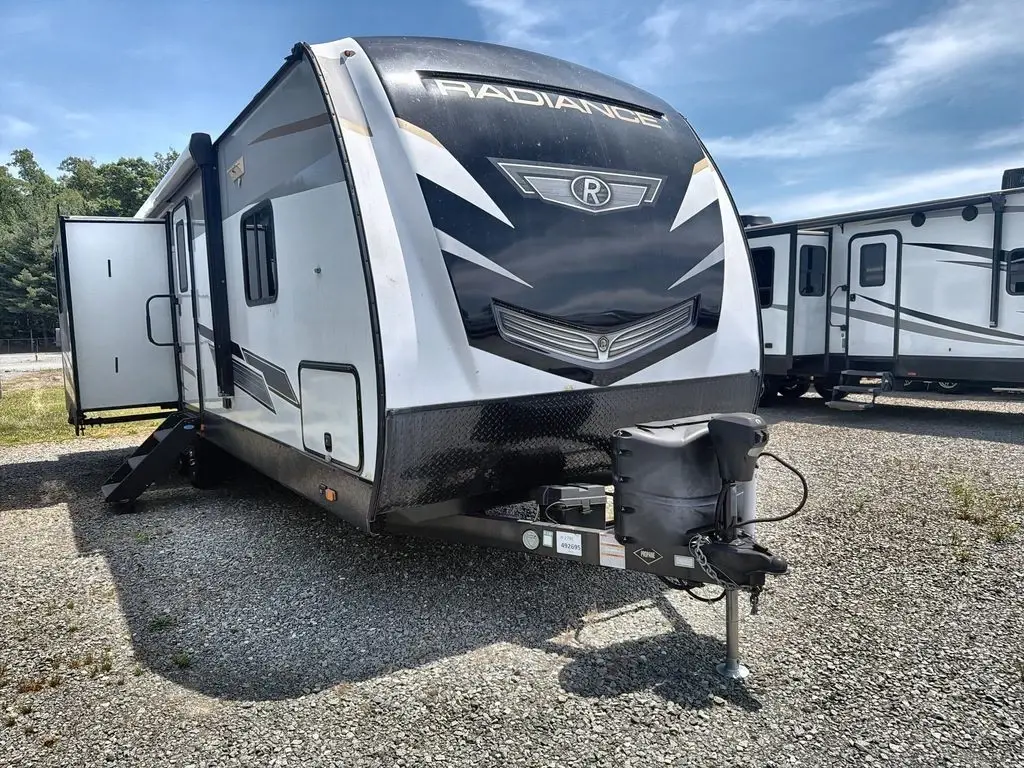 2022 Cruiser RV Radiance