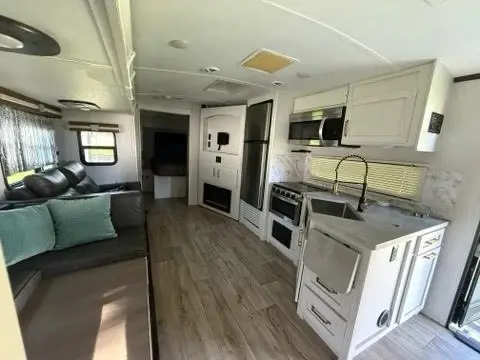 2022 Dutchmen Astoria Travel Trailer Travel Trailer