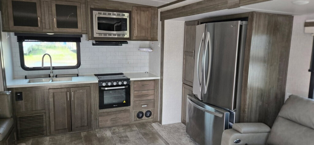 2022 Forest River Rockwood Signature Travel Trailer