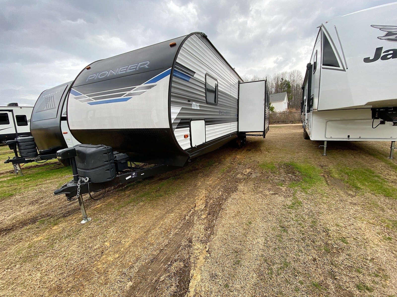 2022 Heartland PIONEER