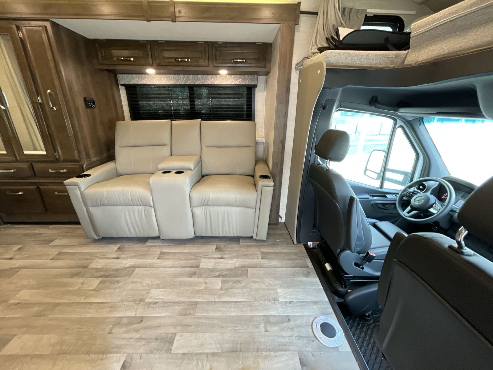 2022 Jayco Melbourne