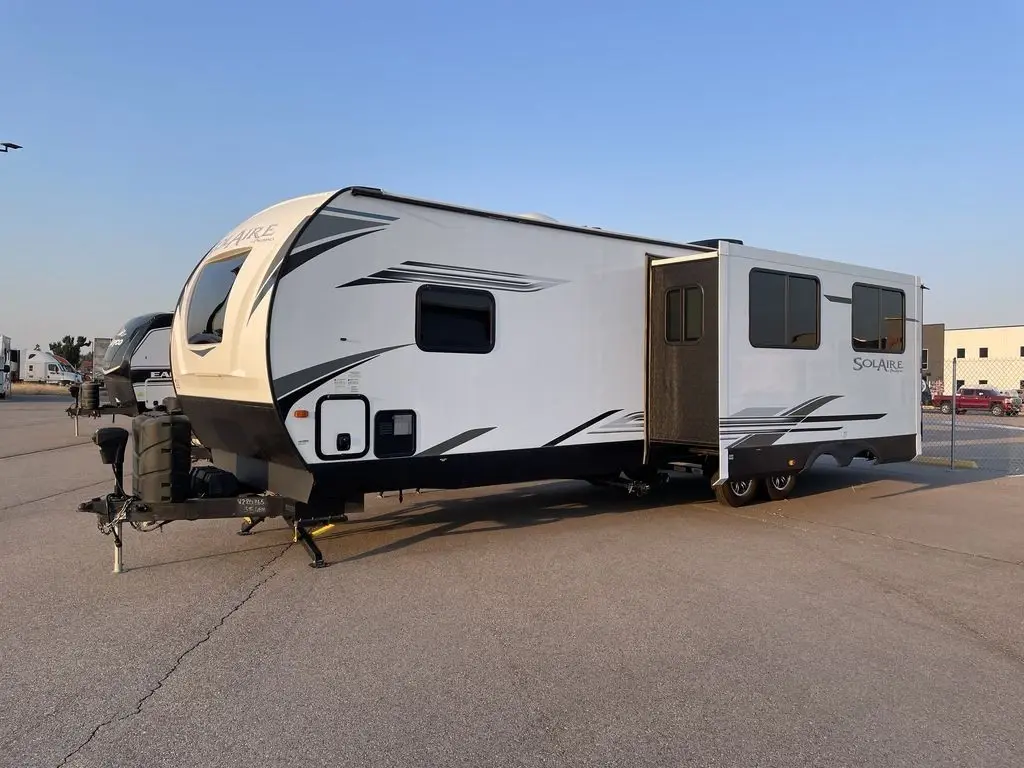 2022 Palomino SOLAIRE
