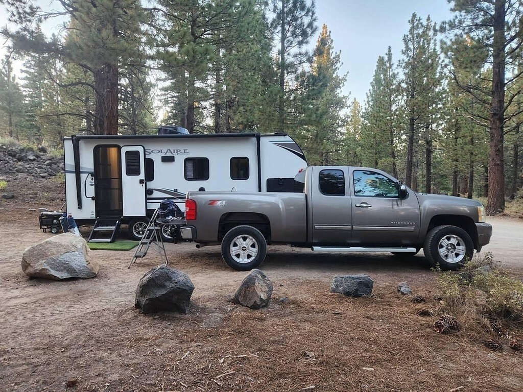 2022 Palomino SolAire Ultra Lite Travel Trailer