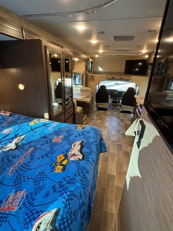 2022 Thor Motor Coach Chateau Motorized Class C