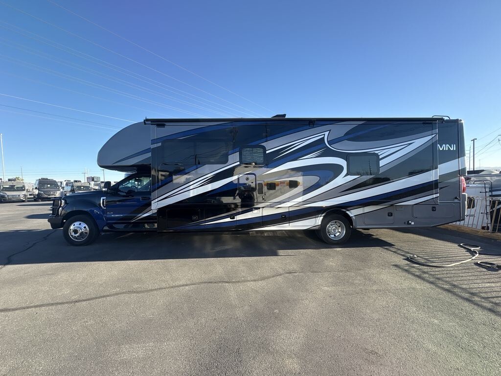 2022 Thor Motor Coach Omni