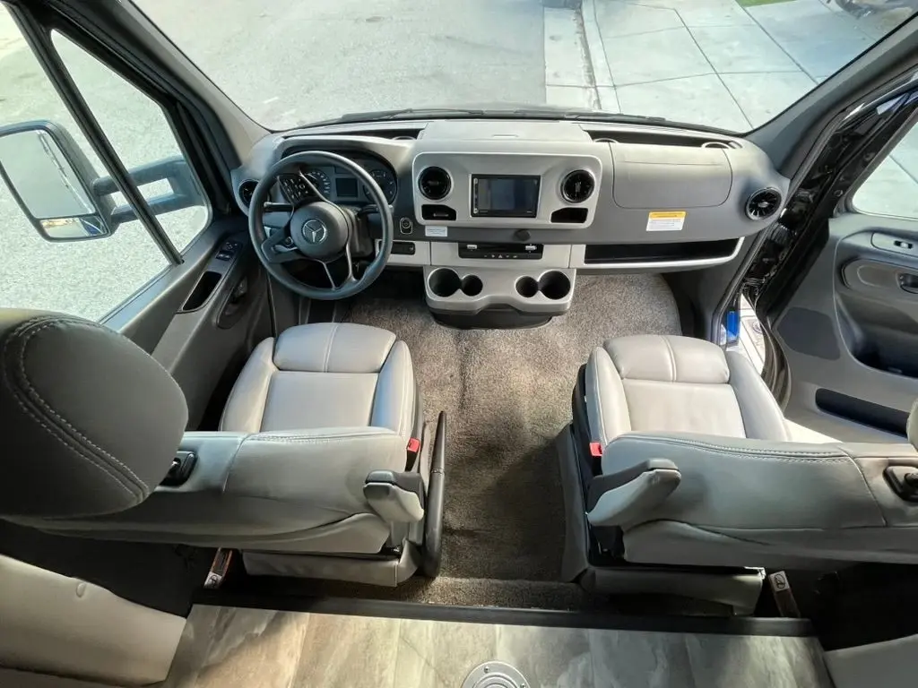 2022 Thor Motor Coach Quantum Sprinter Class C Motorhome