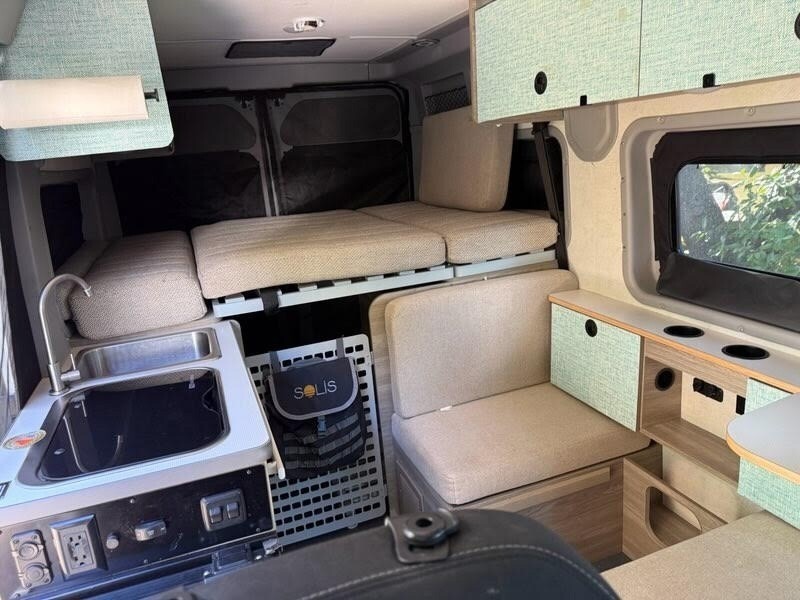 2022 Winnebago Solis Pocket Motorized Class B