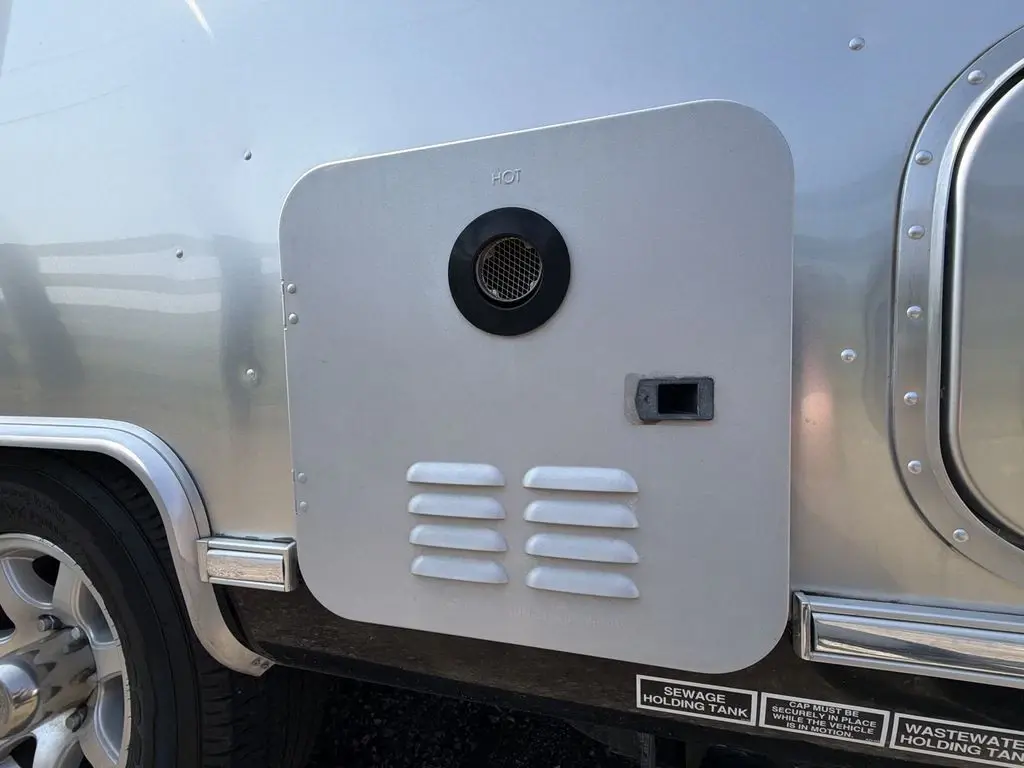 2023 Airstream Flying Cloud