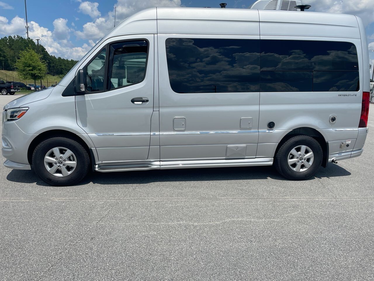 2023 Airstream Interstate 19