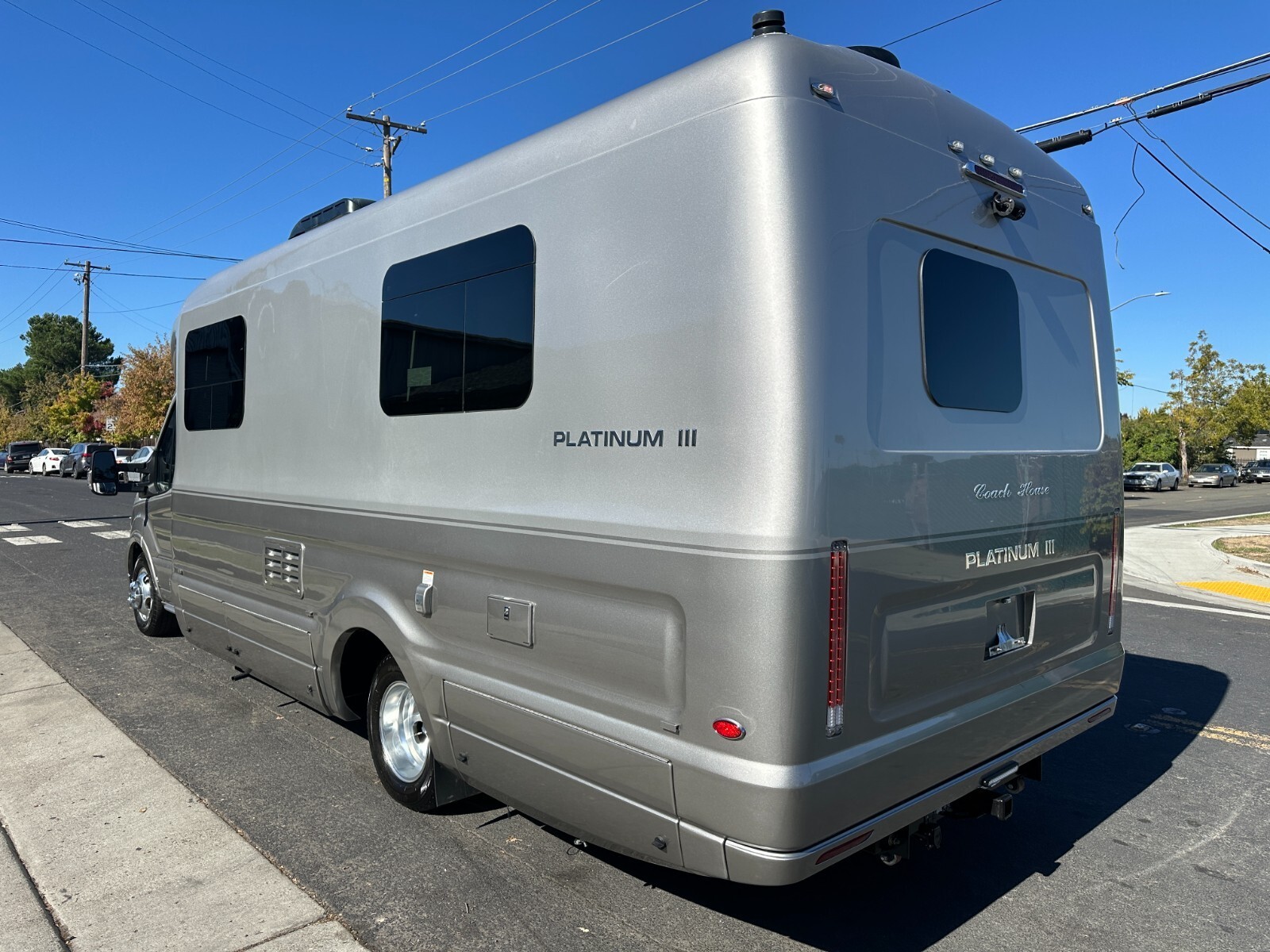 2023 Coach House Platinum III 250DT