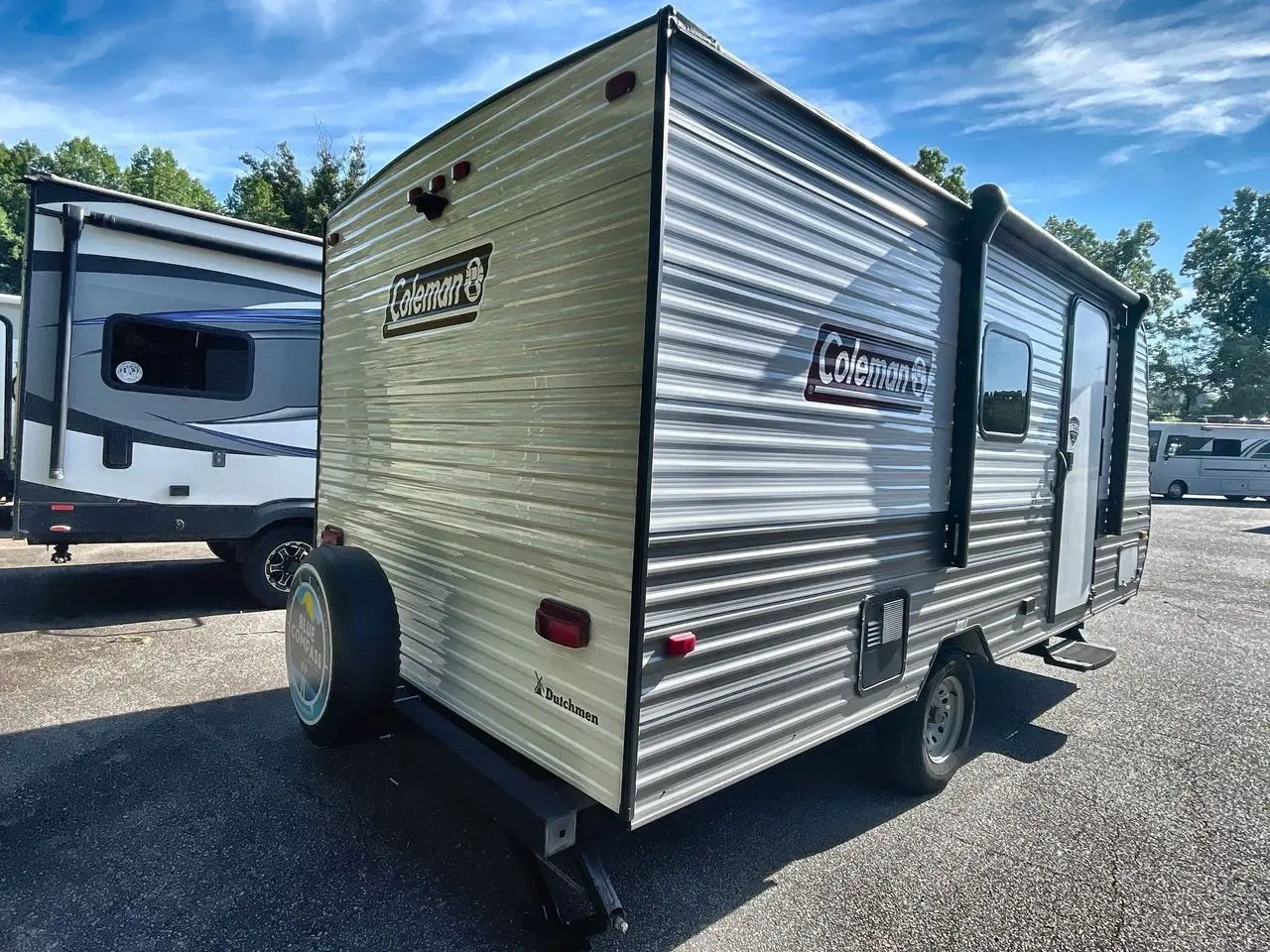 2023 Dutchmen COLEMAN LANTERN SERIES