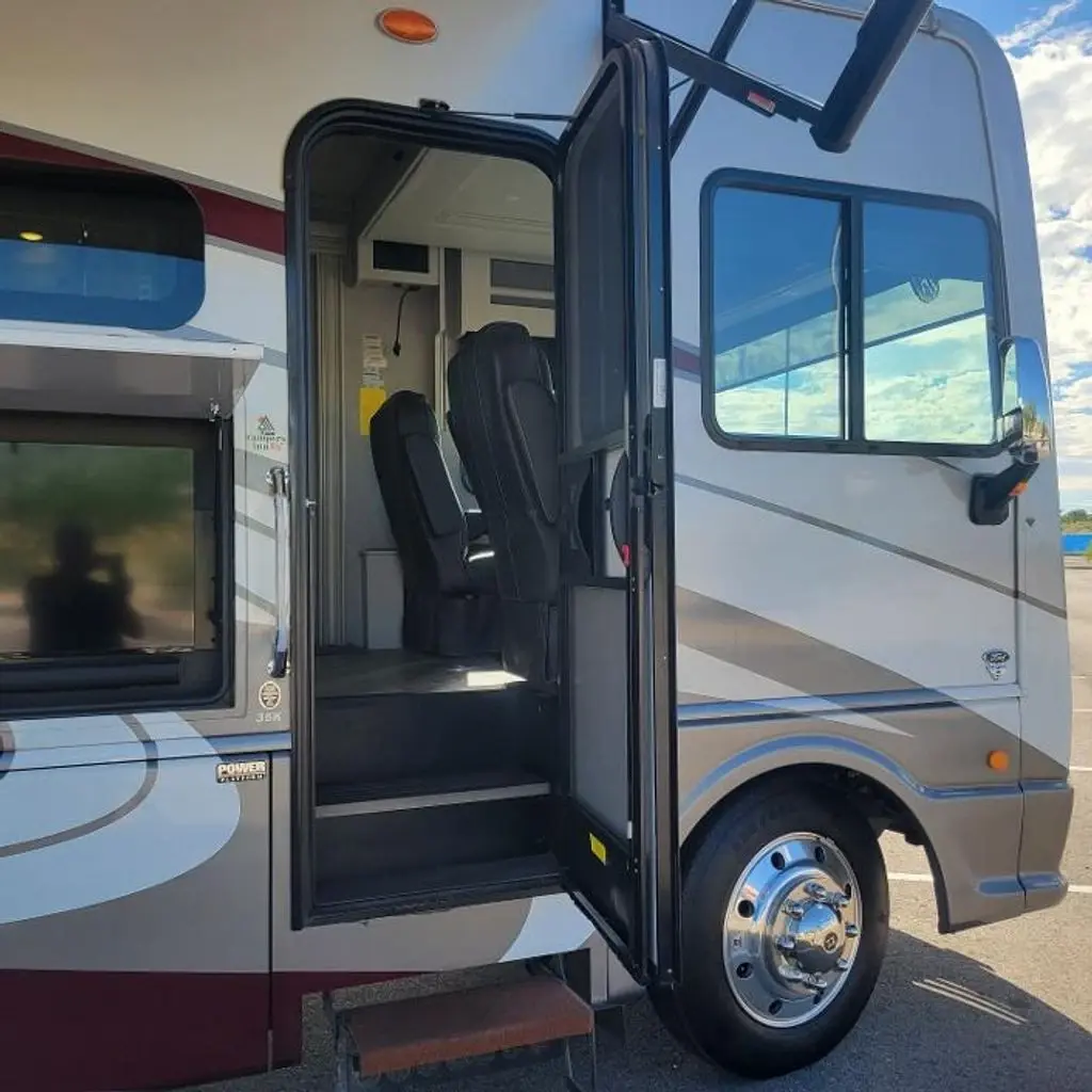 2023 Fleetwood Bounder Class A Motorhome