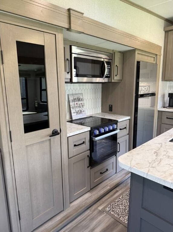2023 Grand Design Reflection 150 Series Fifth Wheel