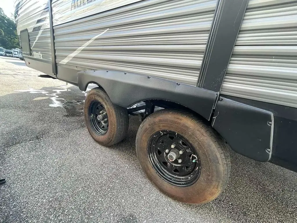 2023 Starcraft Autumn Ridge Double Axle
