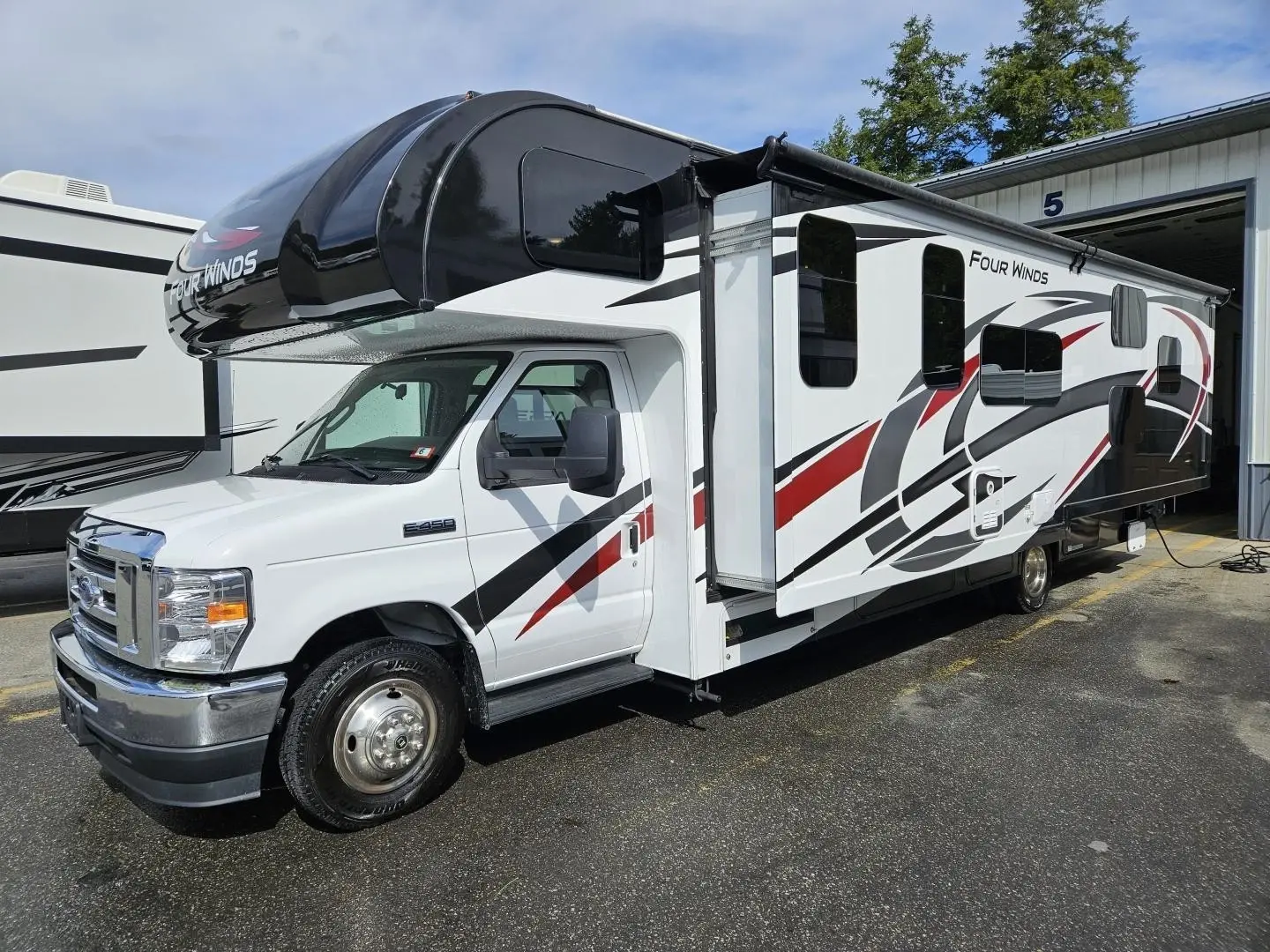 2023 Thor 31E Class C