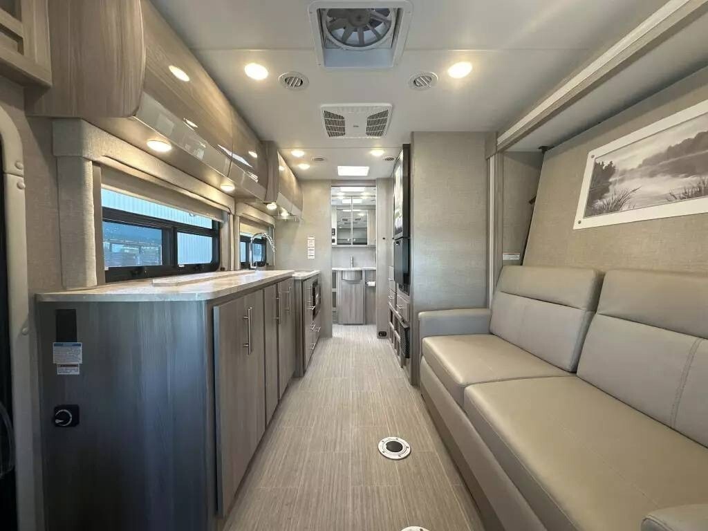 2023 Thor Motor Coach Gemini AWD Motorized Class C