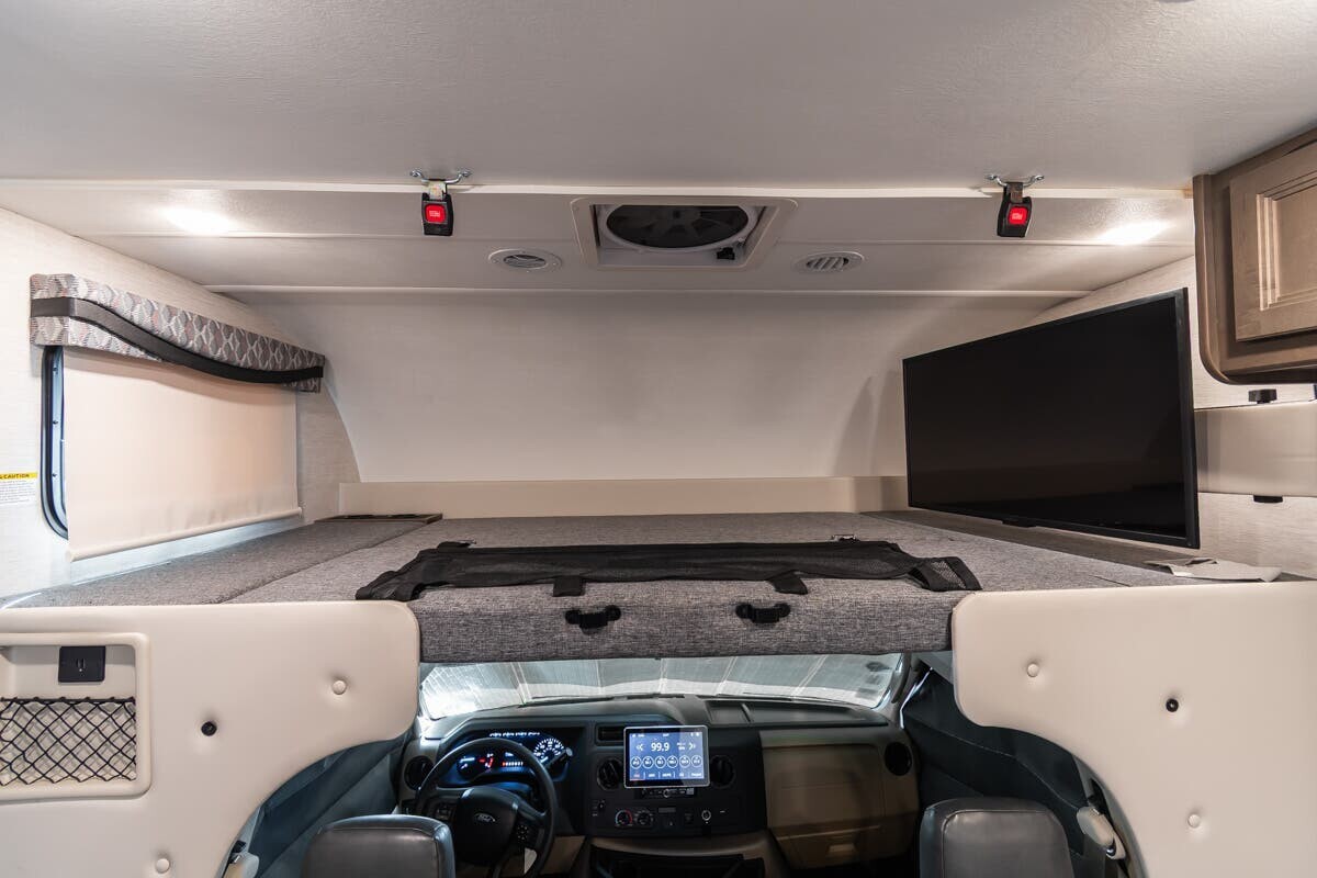 2024 Thor Motor Coach Outlaw Class C