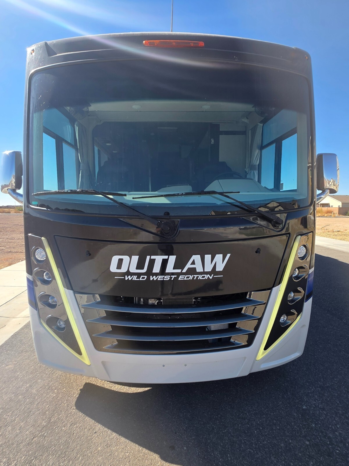 2024 Thor OUTLAW Toy Hauler