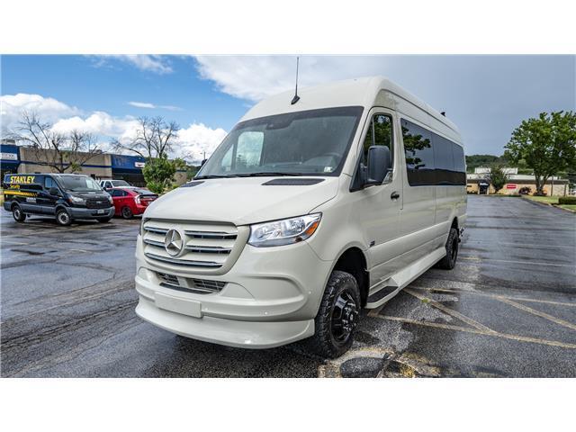 2025 Pebble Gray Mercedes-Benz Sprinter Luxe Cruiser AWD Class B RV