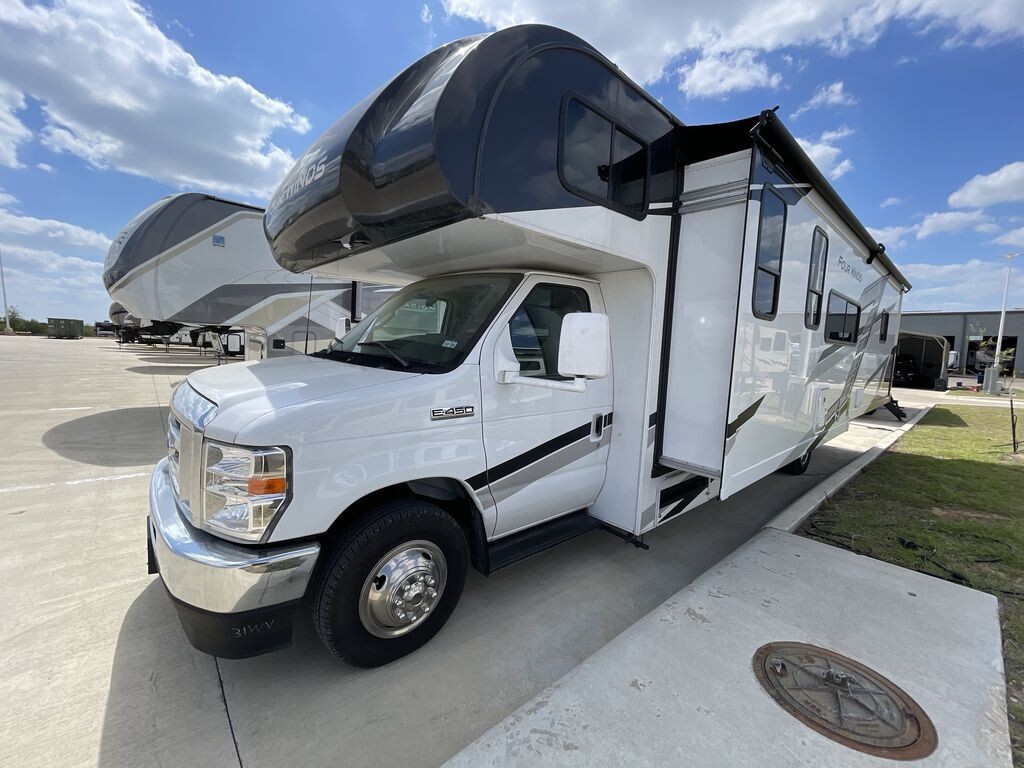 2025 Thor Motor Coach Four Winds